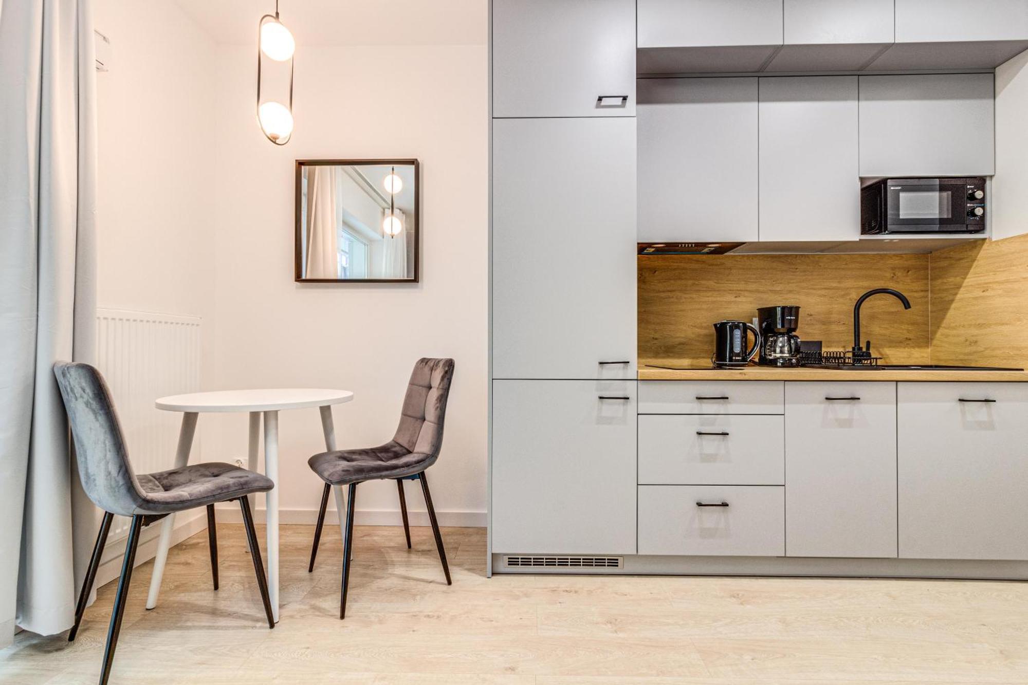 Rentplanet - Ksiecia Witolda Apartment