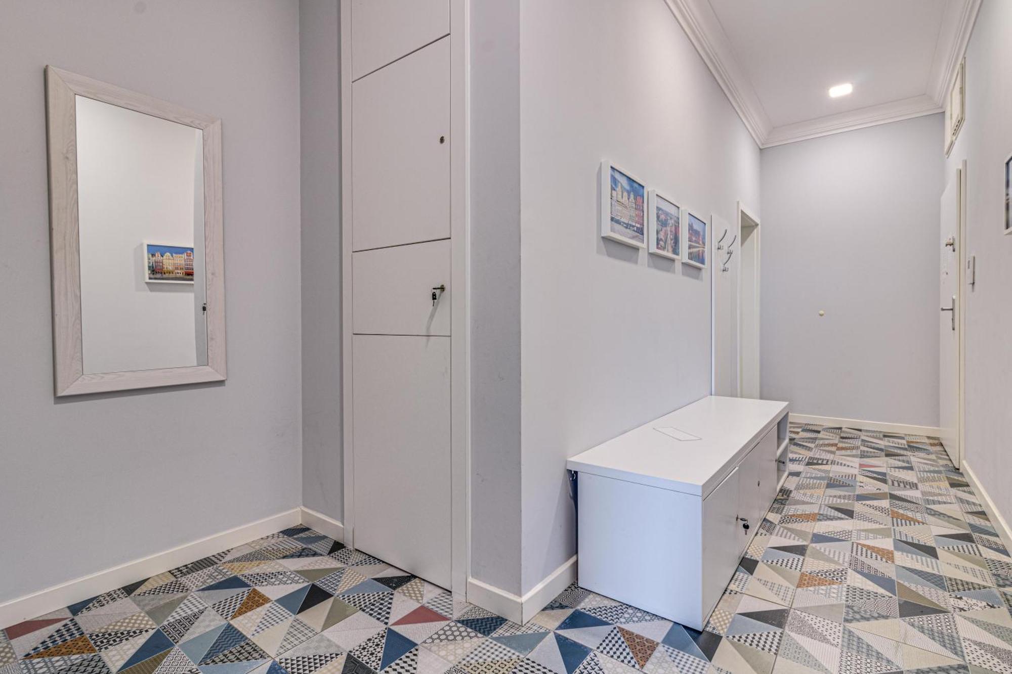 Rentplanet - Ksiecia Witolda Apartment *