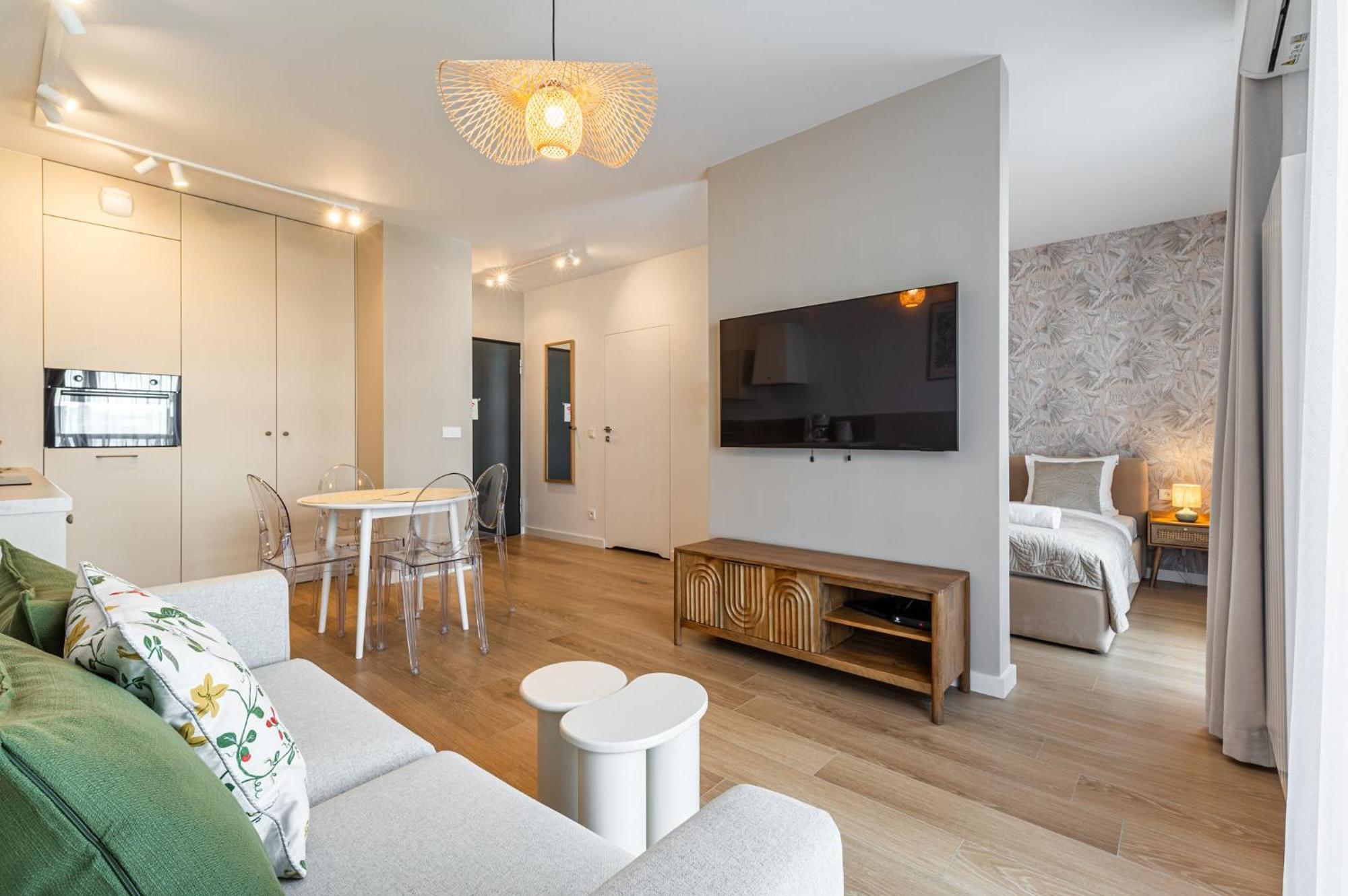 Rentplanet - Ksiecia Witolda Apartment